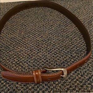 Dockers Belt. Genuine leather. Silver buckle.Size 38